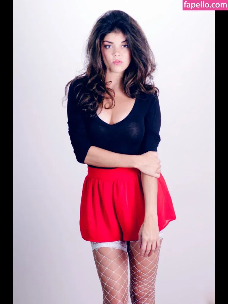 wcoastmelena Onlyfans Photo Gallery 