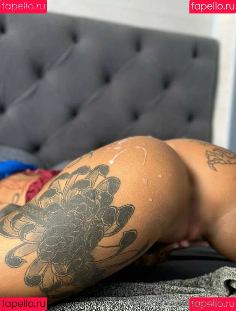 kikiyounny Onlyfans Photo Gallery 