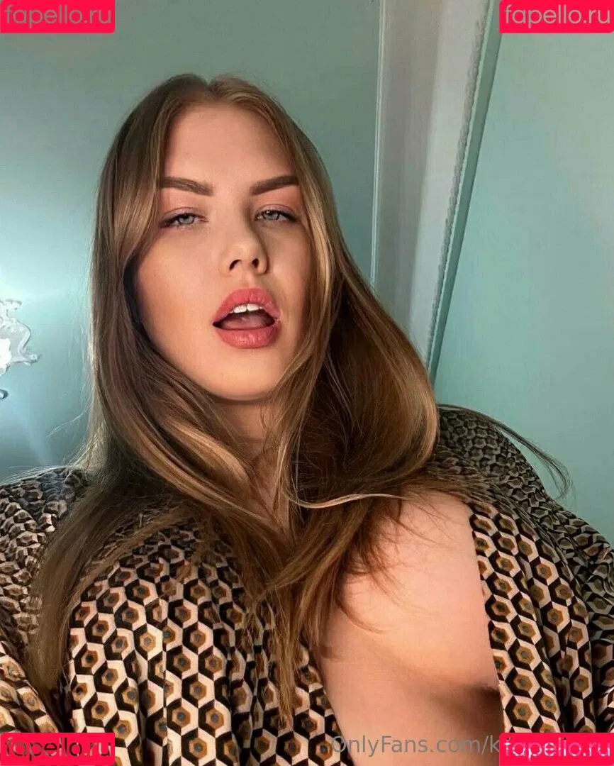 kikiyounny Onlyfans Photo Gallery 