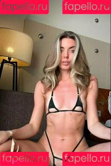 kikiyounny Onlyfans Photo Gallery 