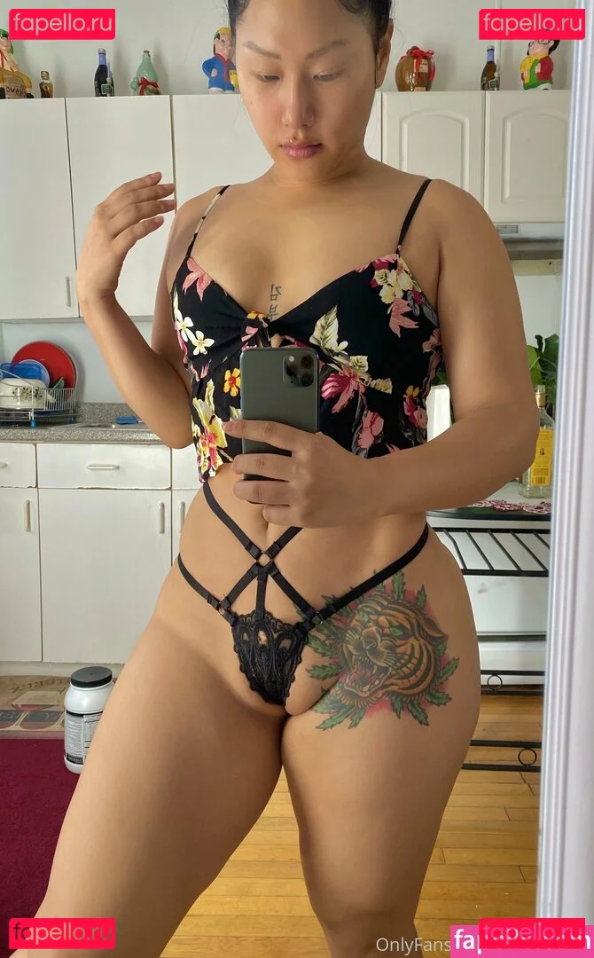 Megan Kim Onlyfans Photo Gallery 