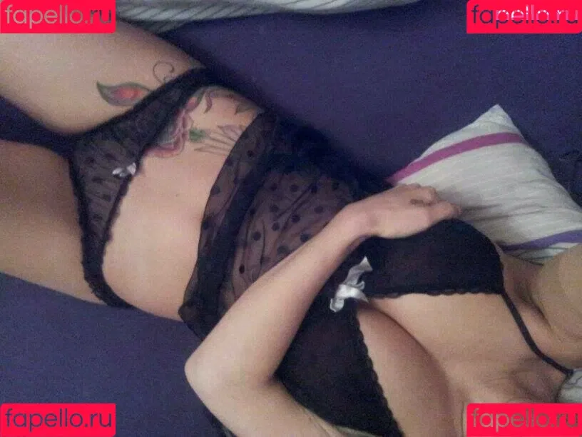 Tara Tabitha Onlyfans Photo Gallery 