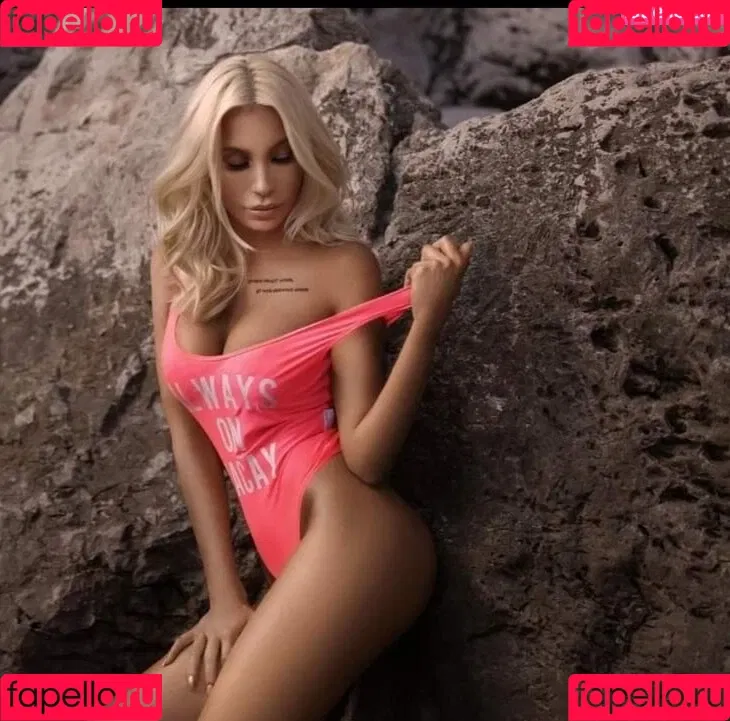 Tara Tabitha Onlyfans Photo Gallery 