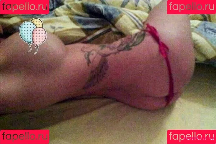 Tara Tabitha Onlyfans Photo Gallery 