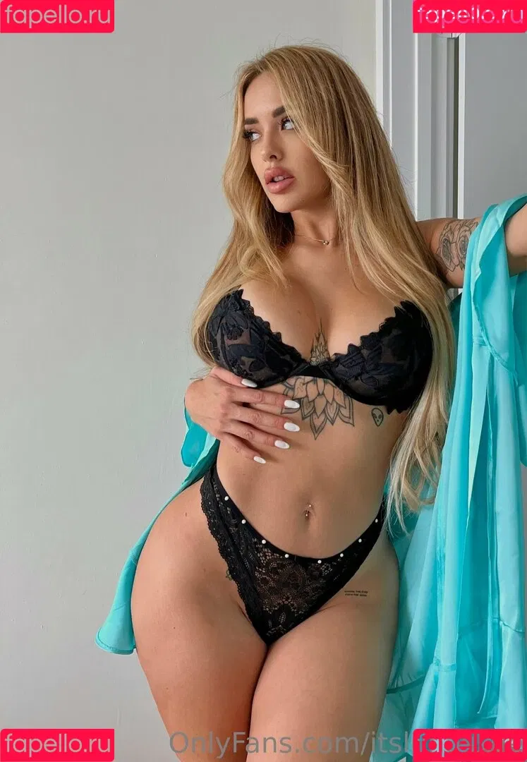 Luna Skye Onlyfans Photo Gallery 