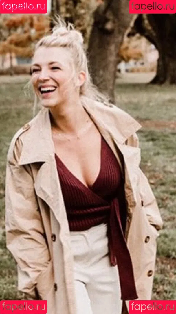 Iris Mareike Steen Onlyfans Photo Gallery 