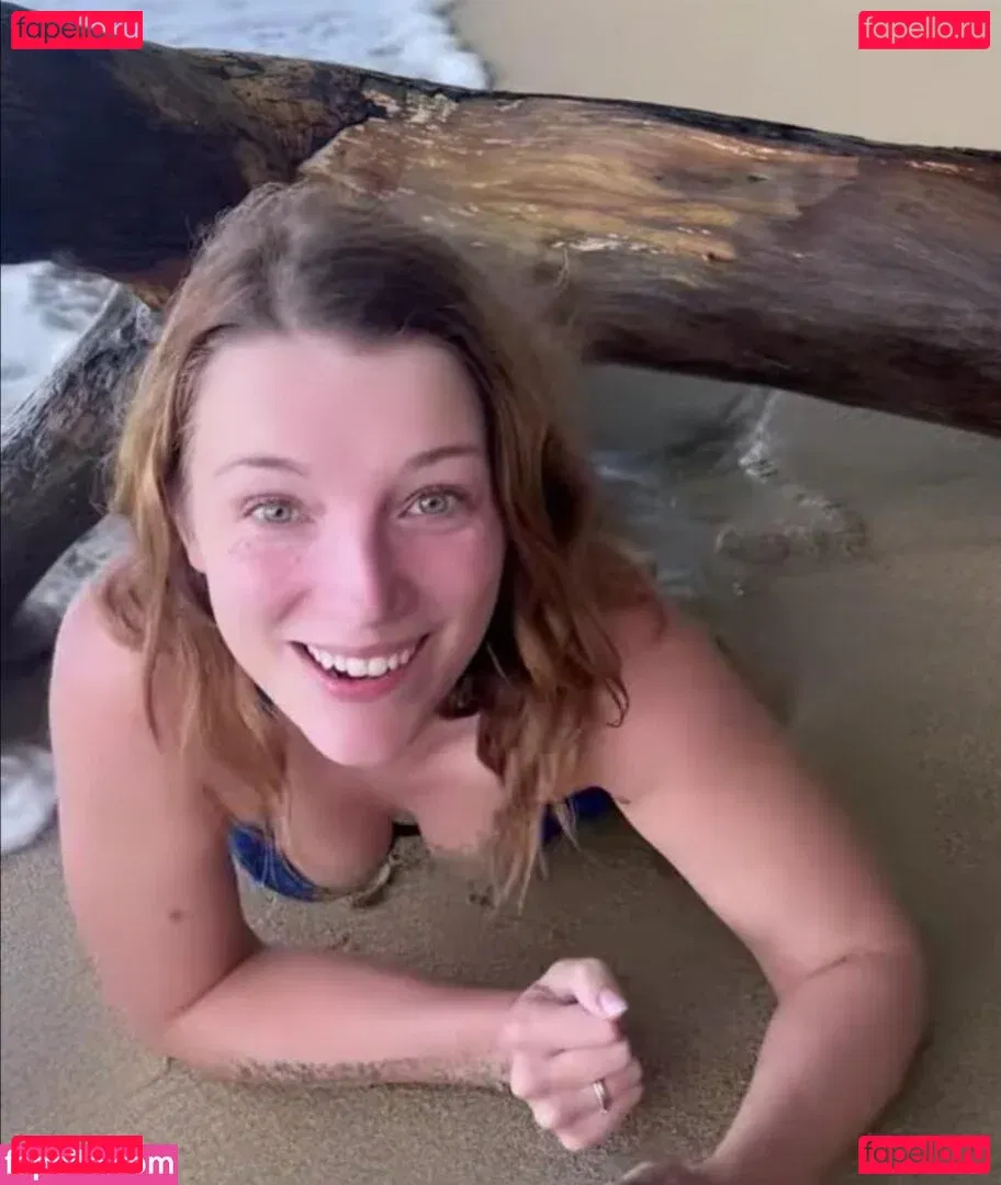 Iris Mareike Steen Onlyfans Photo Gallery 