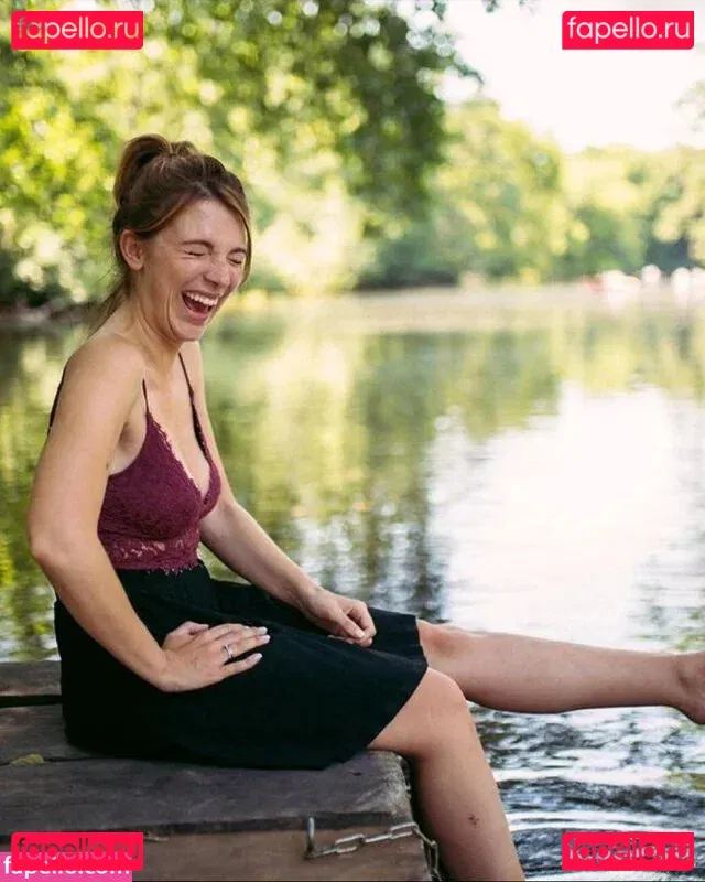 Iris Mareike Steen Onlyfans Photo Gallery 