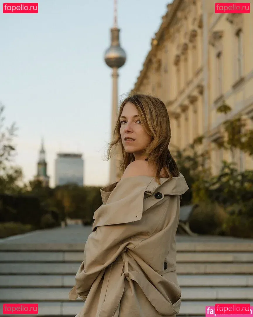 Iris Mareike Steen Onlyfans Photo Gallery 