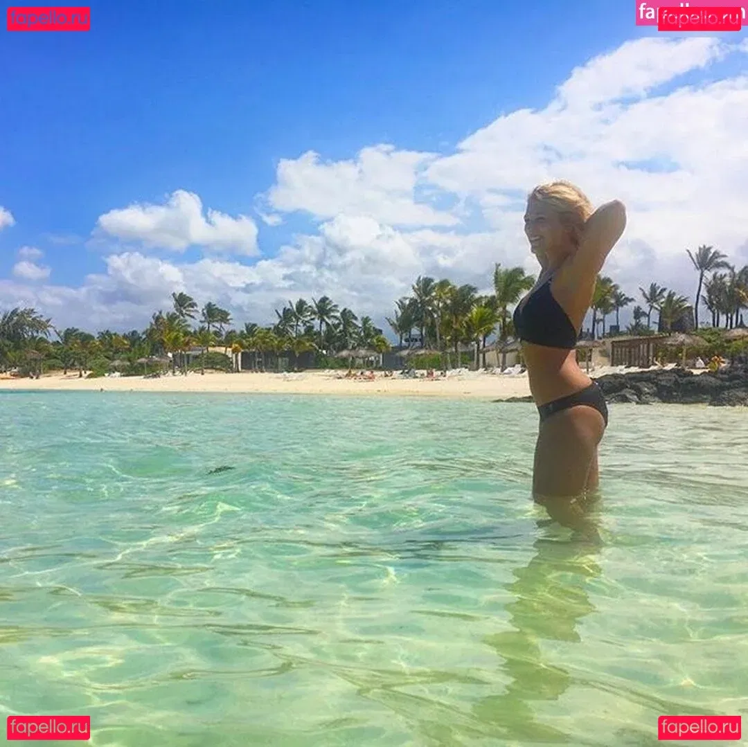 Iris Mareike Steen Onlyfans Photo Gallery 