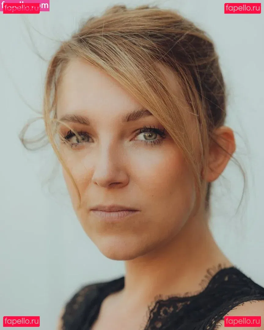 Iris Mareike Steen Onlyfans Photo Gallery 