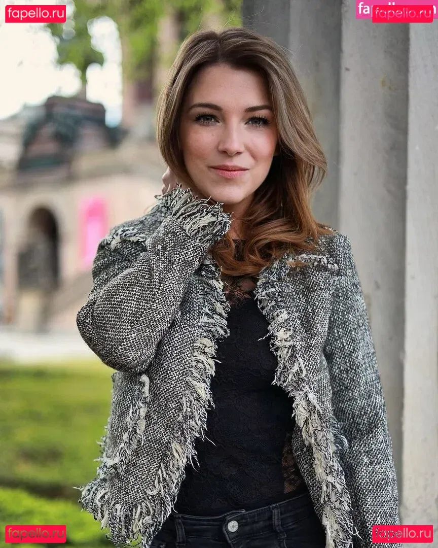 Iris Mareike Steen Onlyfans Photo Gallery 