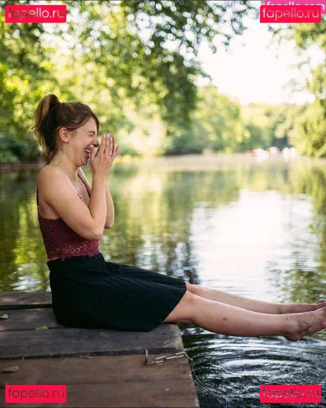 Iris Mareike Steen Onlyfans Photo Gallery 