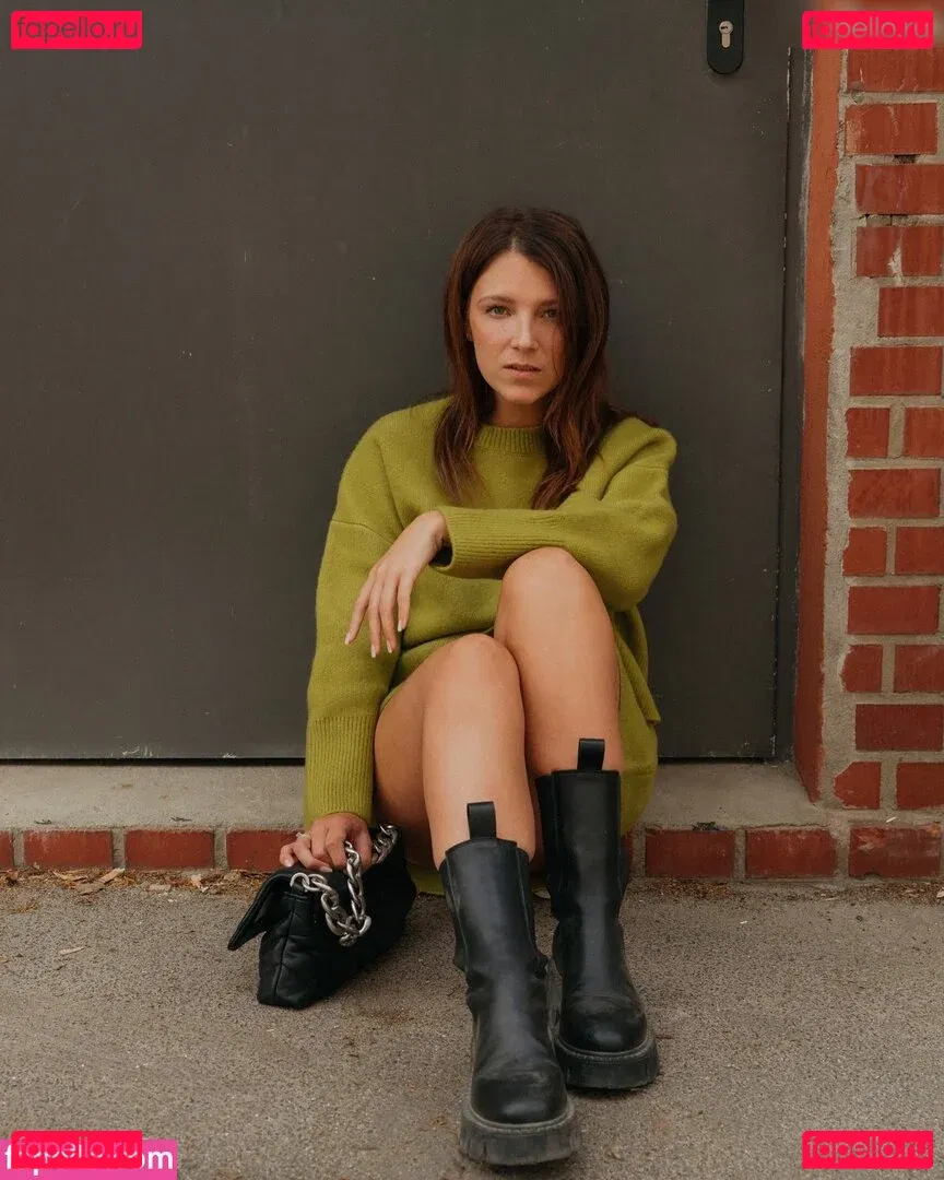 Iris Mareike Steen Onlyfans Photo Gallery 