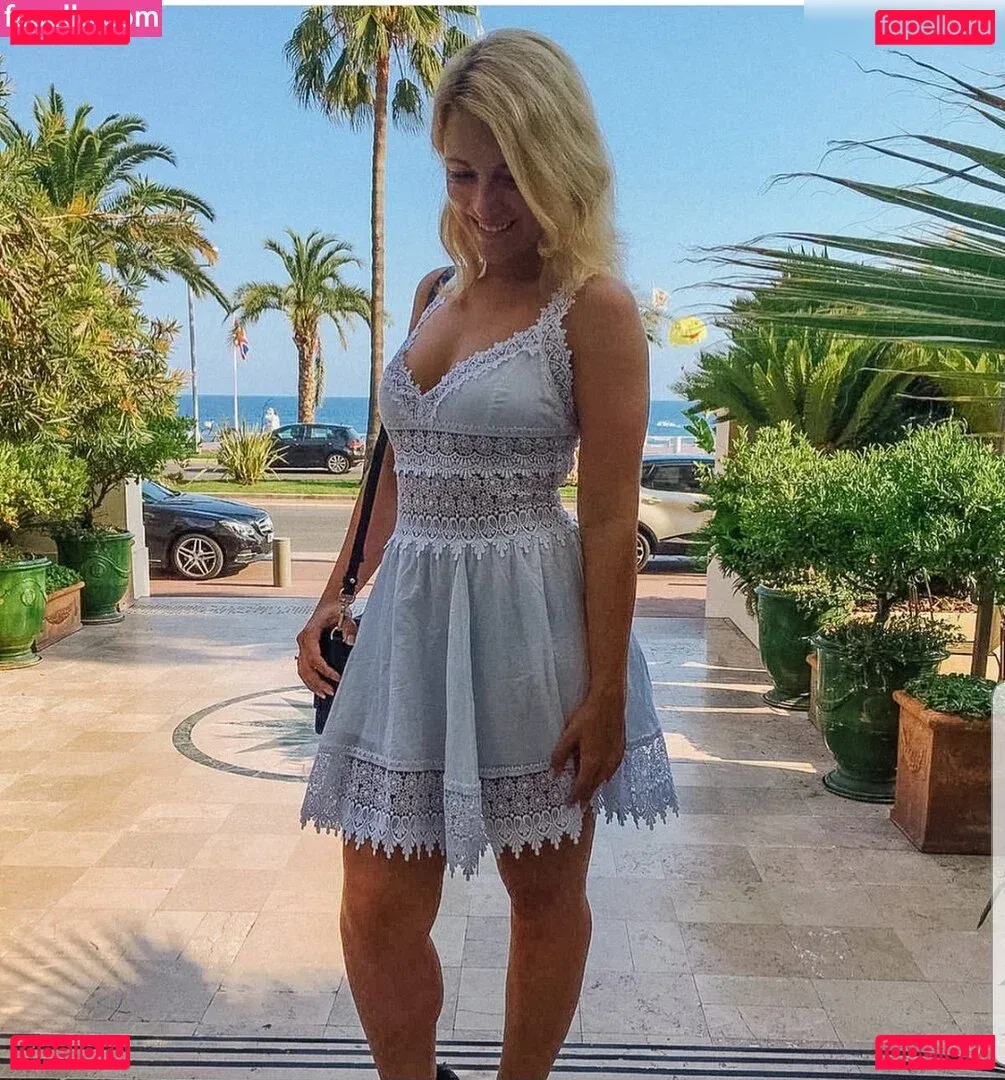 Iris Mareike Steen Onlyfans Photo Gallery 