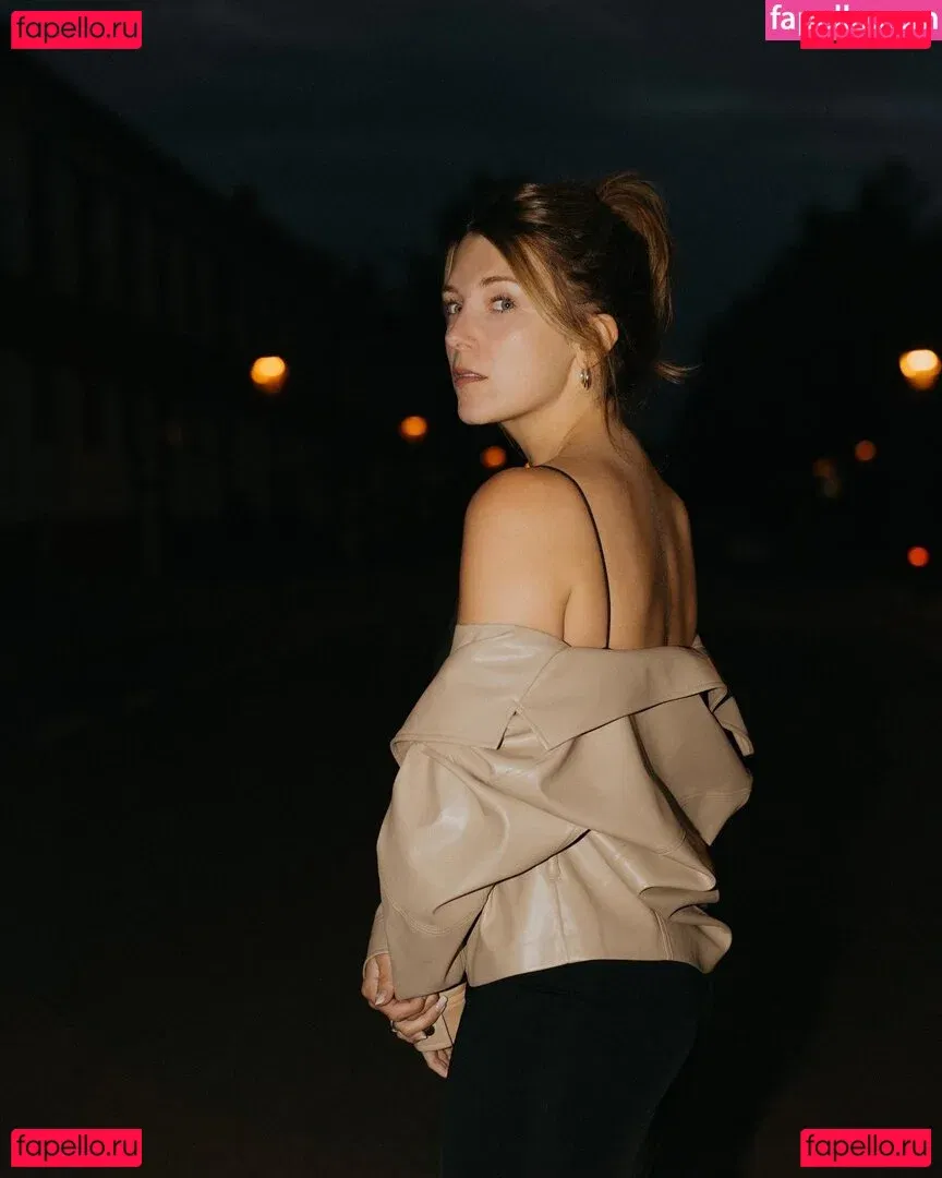 Iris Mareike Steen Onlyfans Photo Gallery 