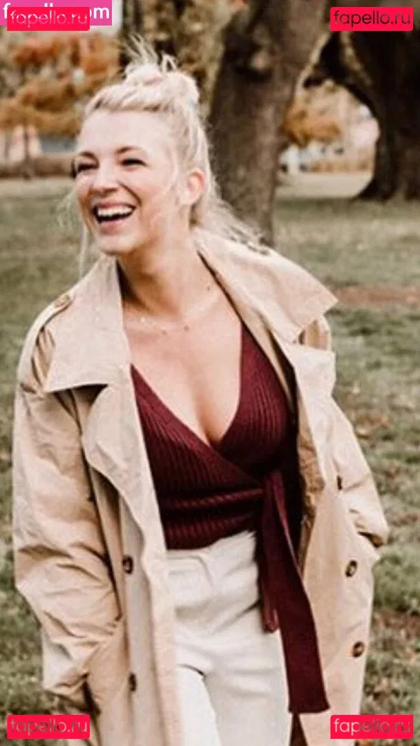 Iris Mareike Steen Onlyfans Photo Gallery 