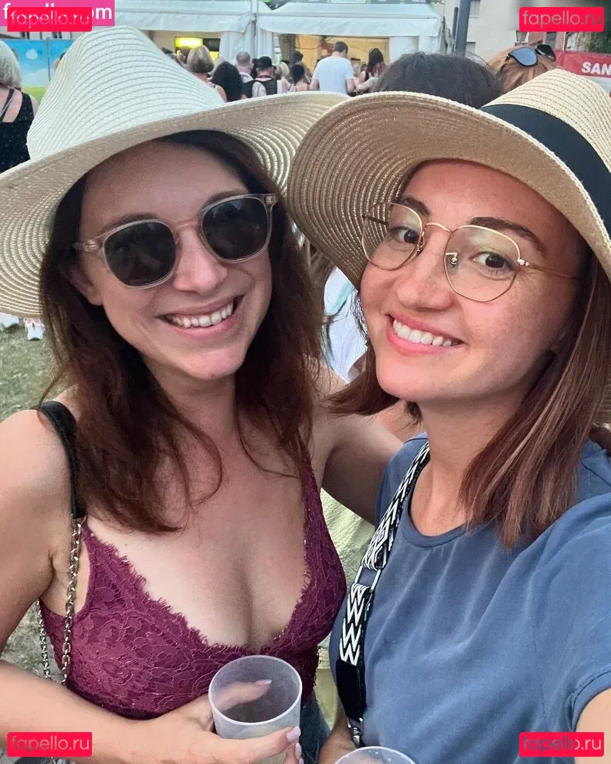 Iris Mareike Steen Onlyfans Photo Gallery 