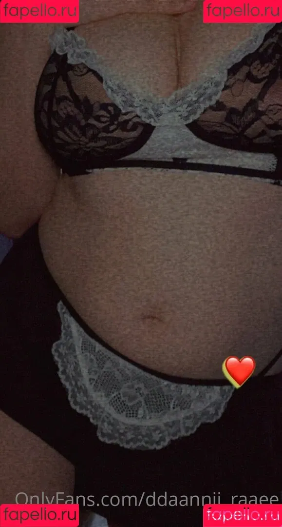 ddaannii_raaee Onlyfans Photo Gallery 