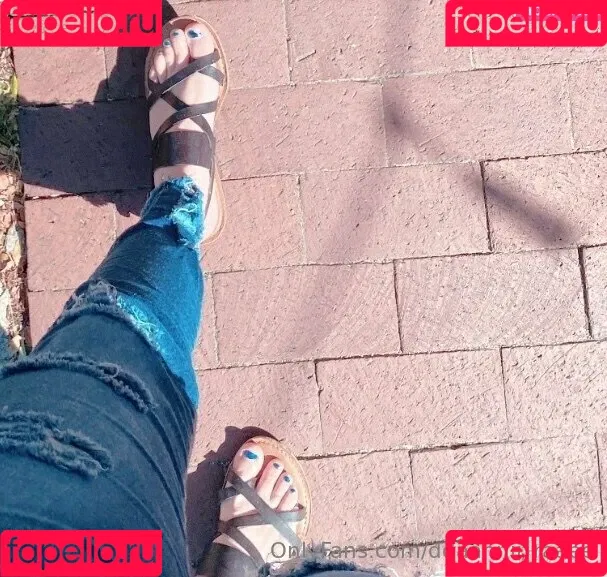 ddaannii_raaee Onlyfans Photo Gallery 