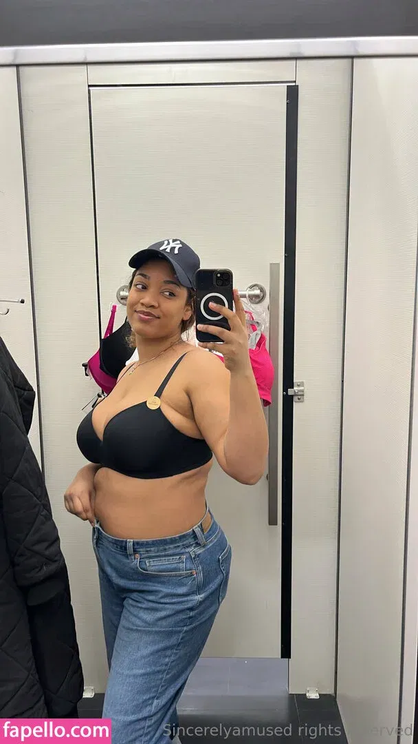 sincerelyamused Onlyfans Photo Gallery 