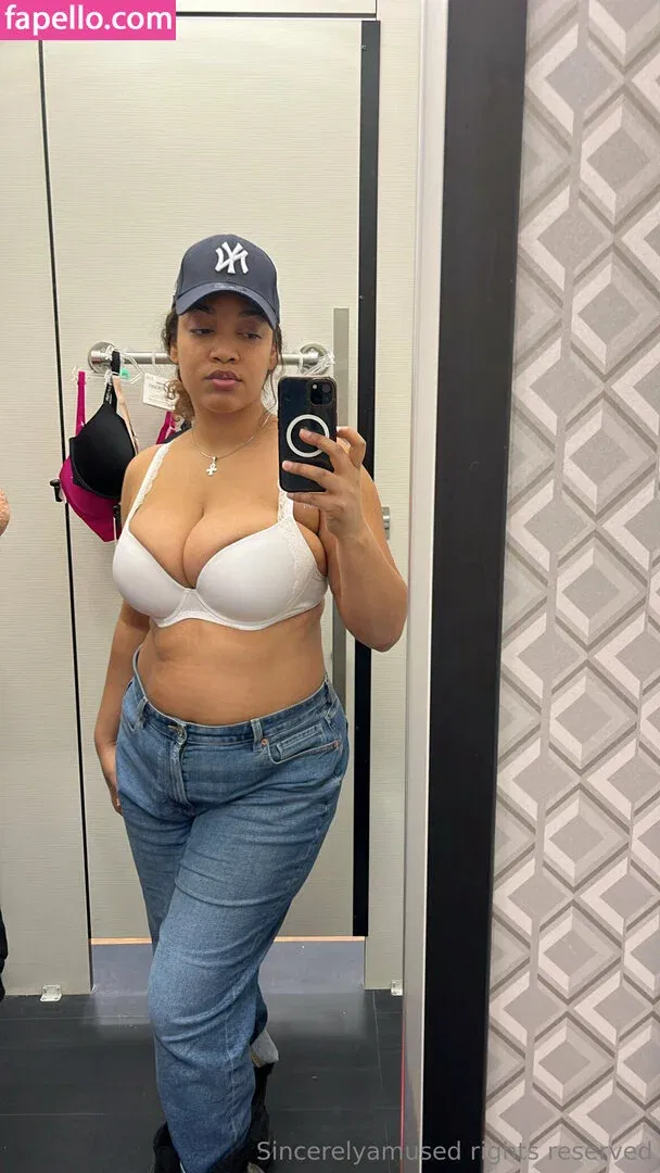 sincerelyamused Onlyfans Photo Gallery 