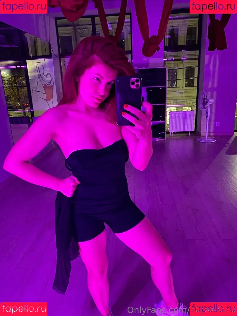 alicee.foxx Onlyfans Photo Gallery 