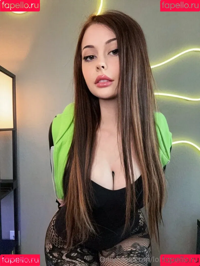 Lola Goth Onlyfans Photo Gallery 
