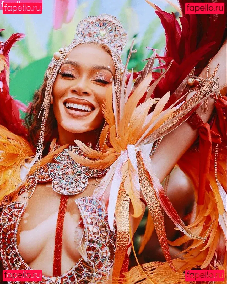 Winnie Harlow Onlyfans Photo Gallery 