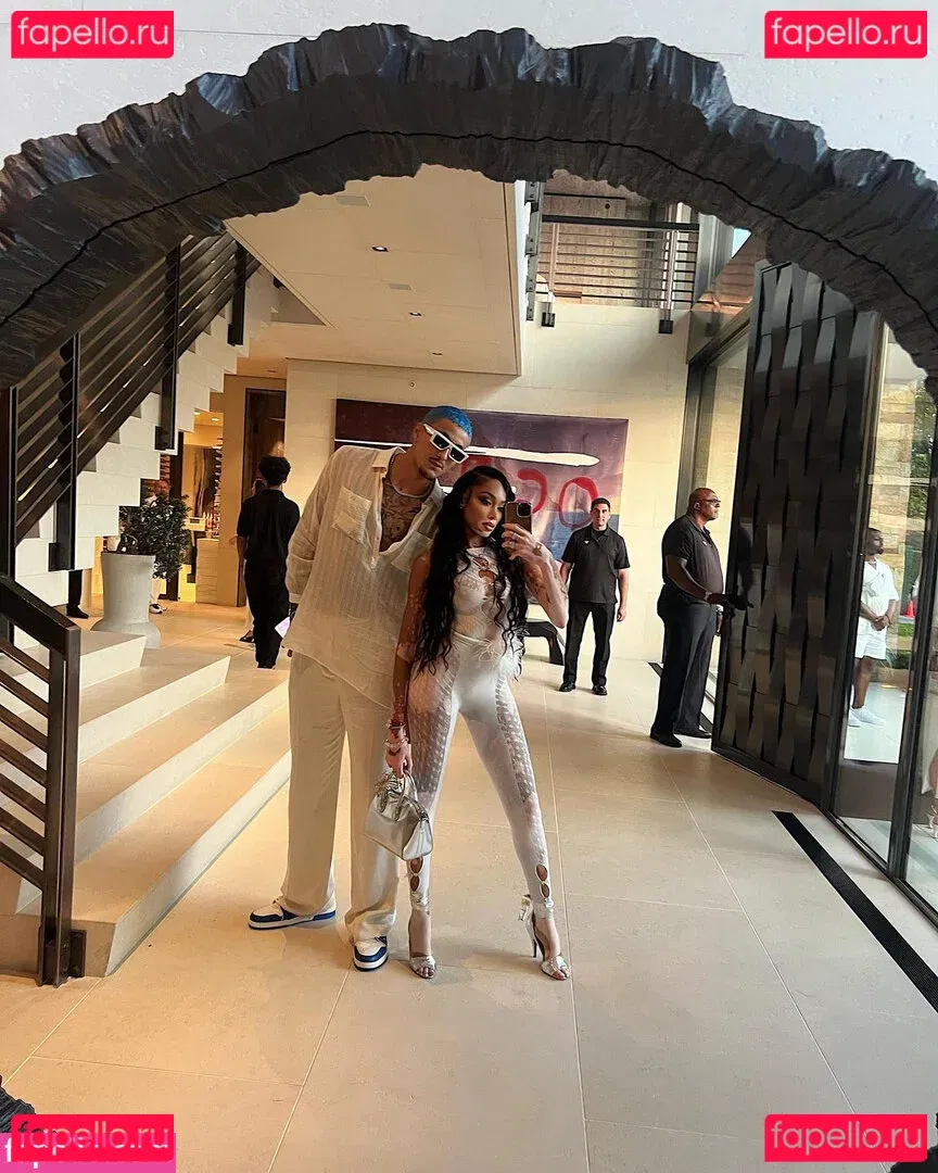 Winnie Harlow Onlyfans Photo Gallery 