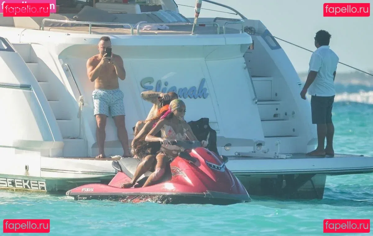 Winnie Harlow Onlyfans Photo Gallery 