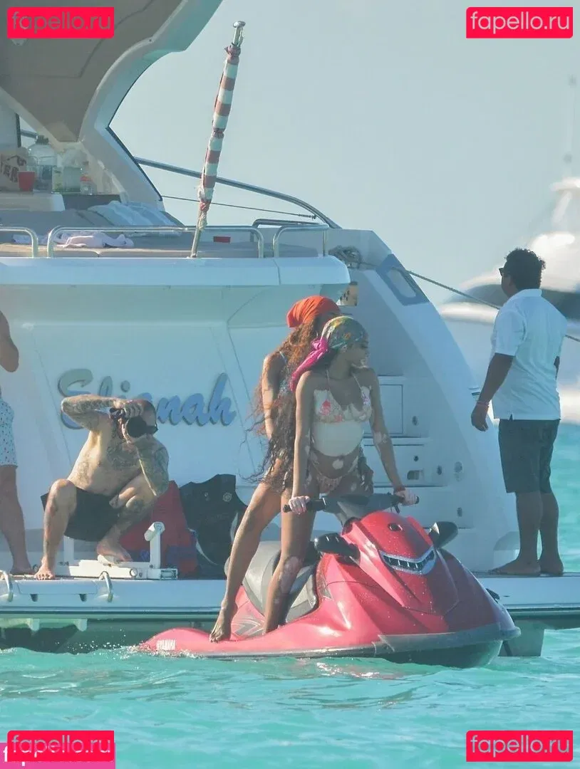 Winnie Harlow Onlyfans Photo Gallery 