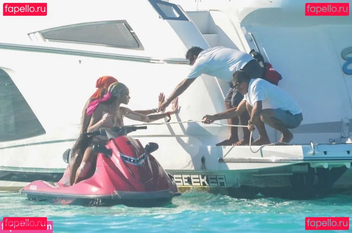 Winnie Harlow Onlyfans Photo Gallery 