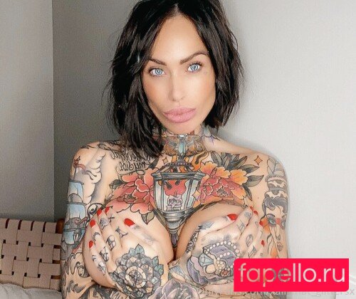 xall_that_glittersx Nude Onlyfans Photo 6