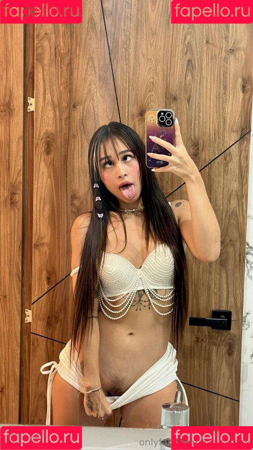 Latinateen Onlyfans Photo Gallery 