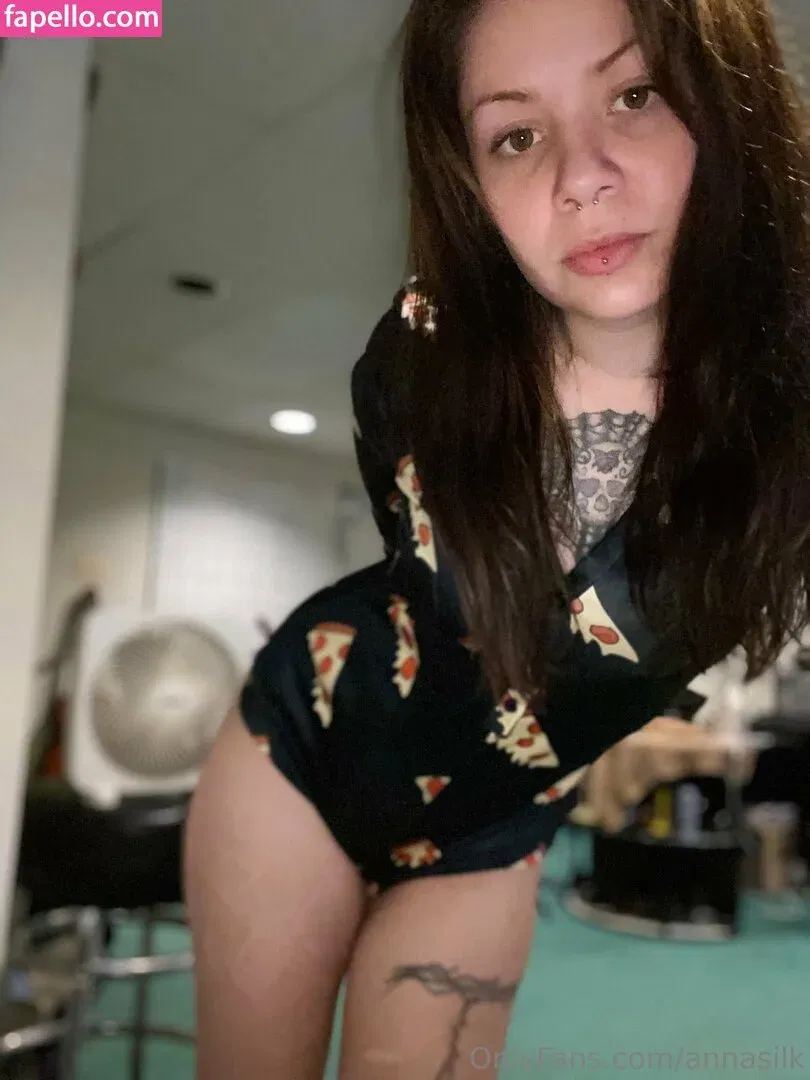 annasilk Onlyfans Photo Gallery 