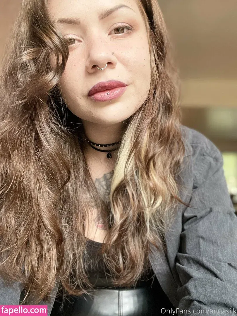 annasilk Onlyfans Photo Gallery 