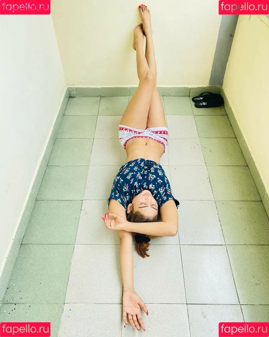 Piumi Hansamali Onlyfans Photo Gallery 