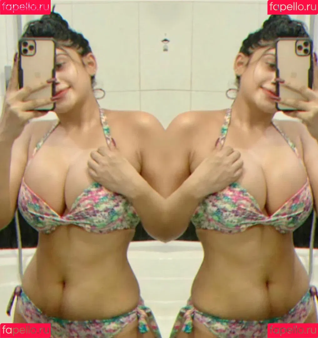Piumi Hansamali Onlyfans Photo Gallery 