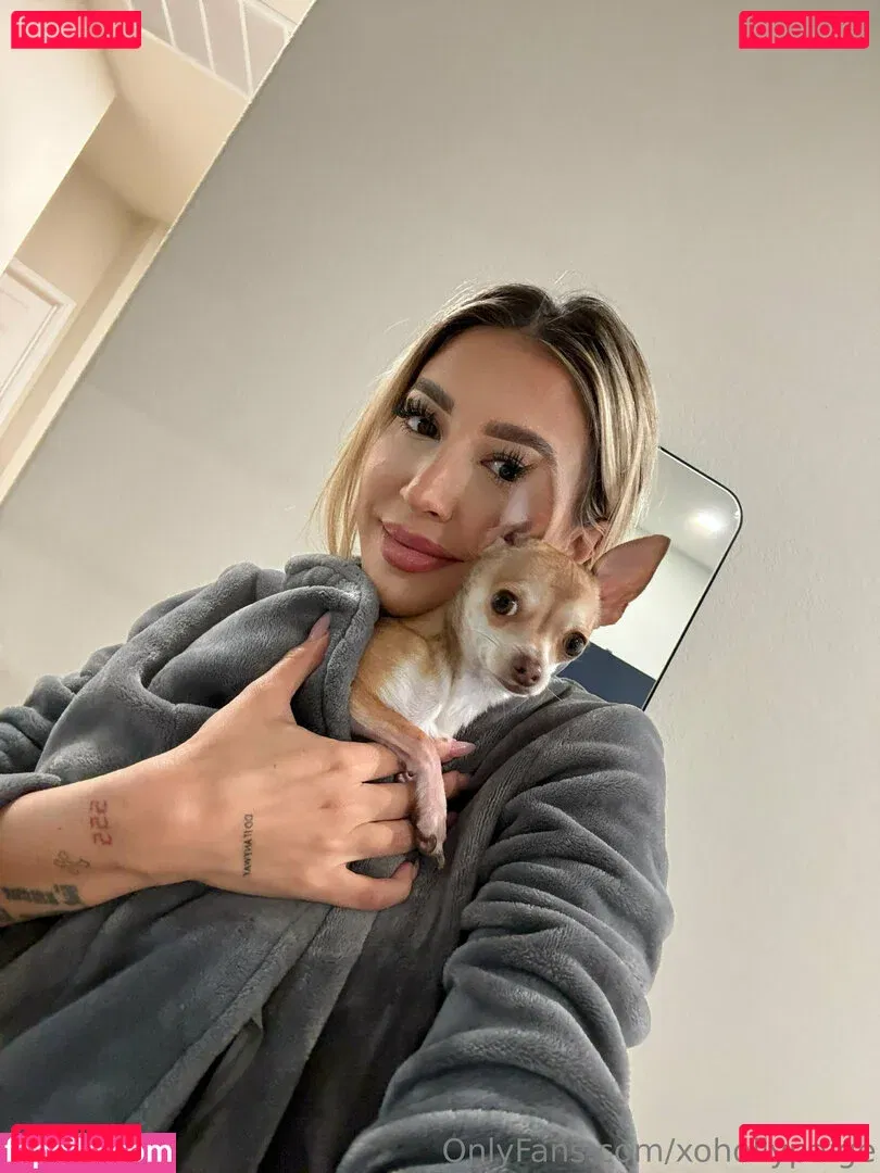 xohollypaige Onlyfans Photo Gallery 