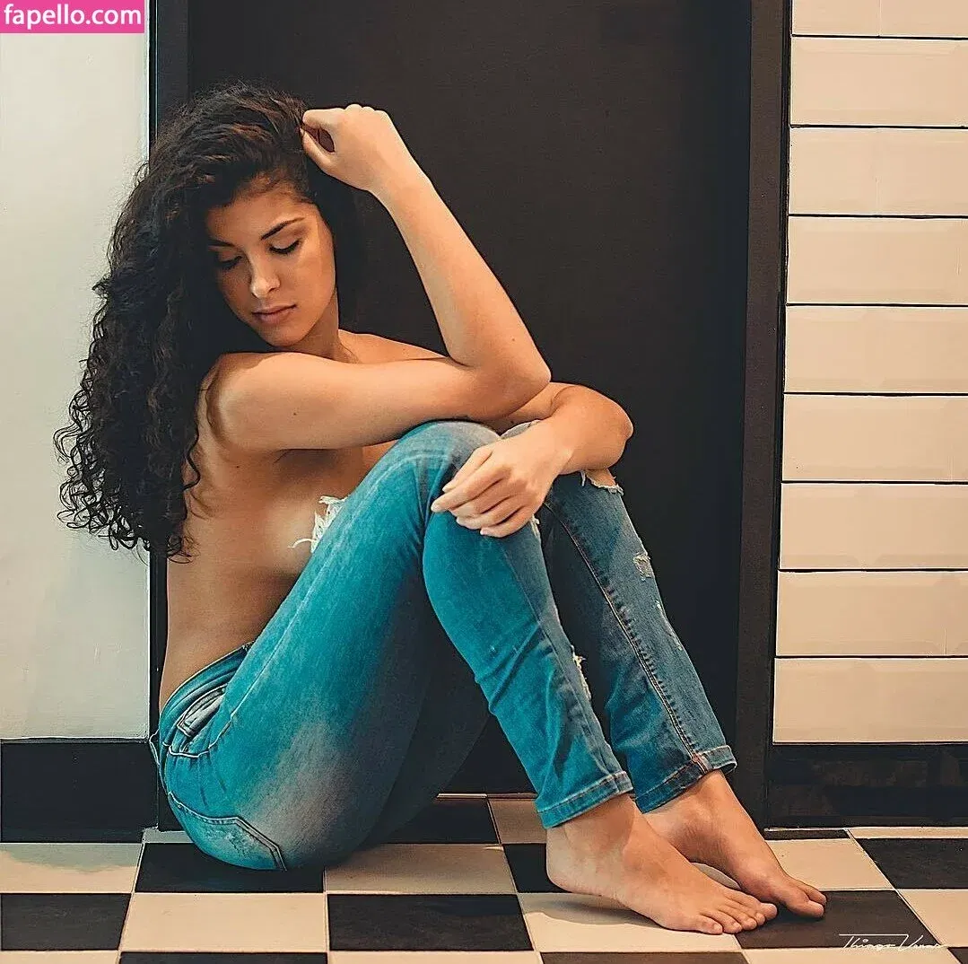 Giovana Fagundes Onlyfans Photo Gallery 