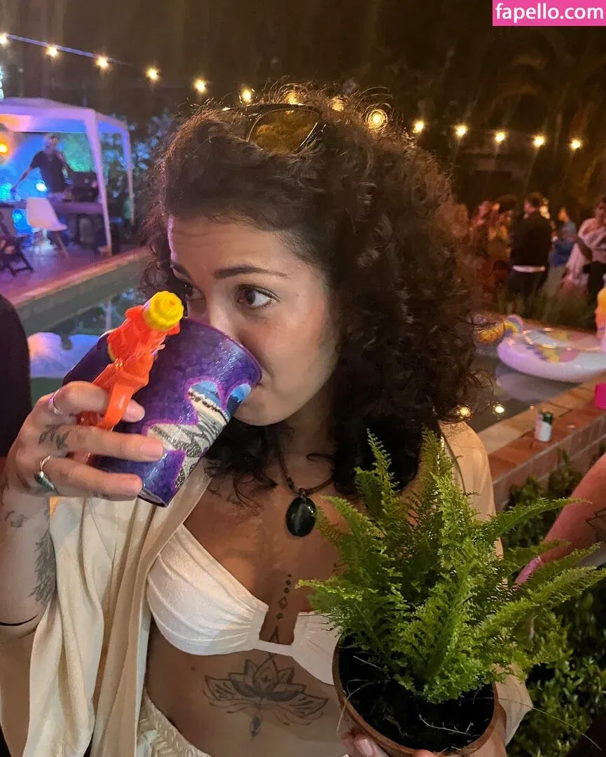 Giovana Fagundes Onlyfans Photo Gallery 