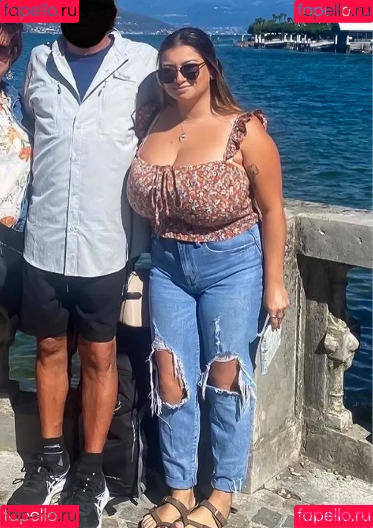 Lauren Risotti Onlyfans Photo Gallery 