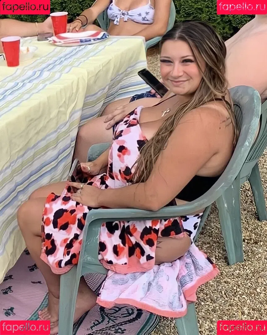 Lauren Risotti Onlyfans Photo Gallery 