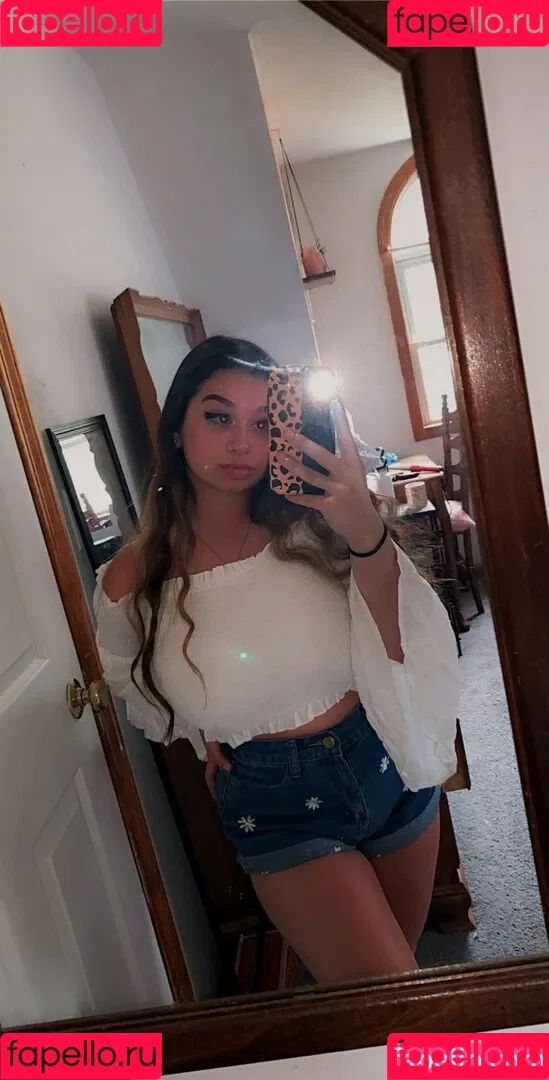 Lauren Risotti Onlyfans Photo Gallery 