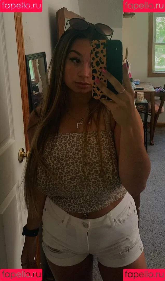 Lauren Risotti Onlyfans Photo Gallery 