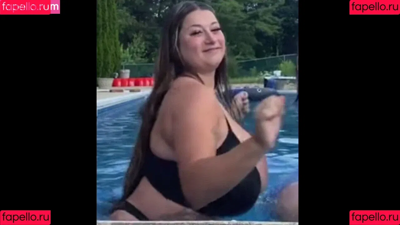 Lauren Risotti Onlyfans Photo Gallery 