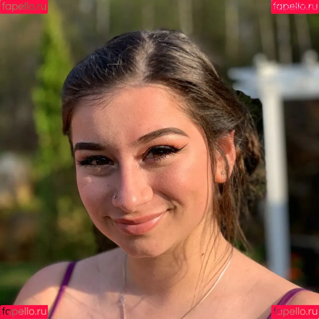 Lauren Risotti Onlyfans Photo Gallery 