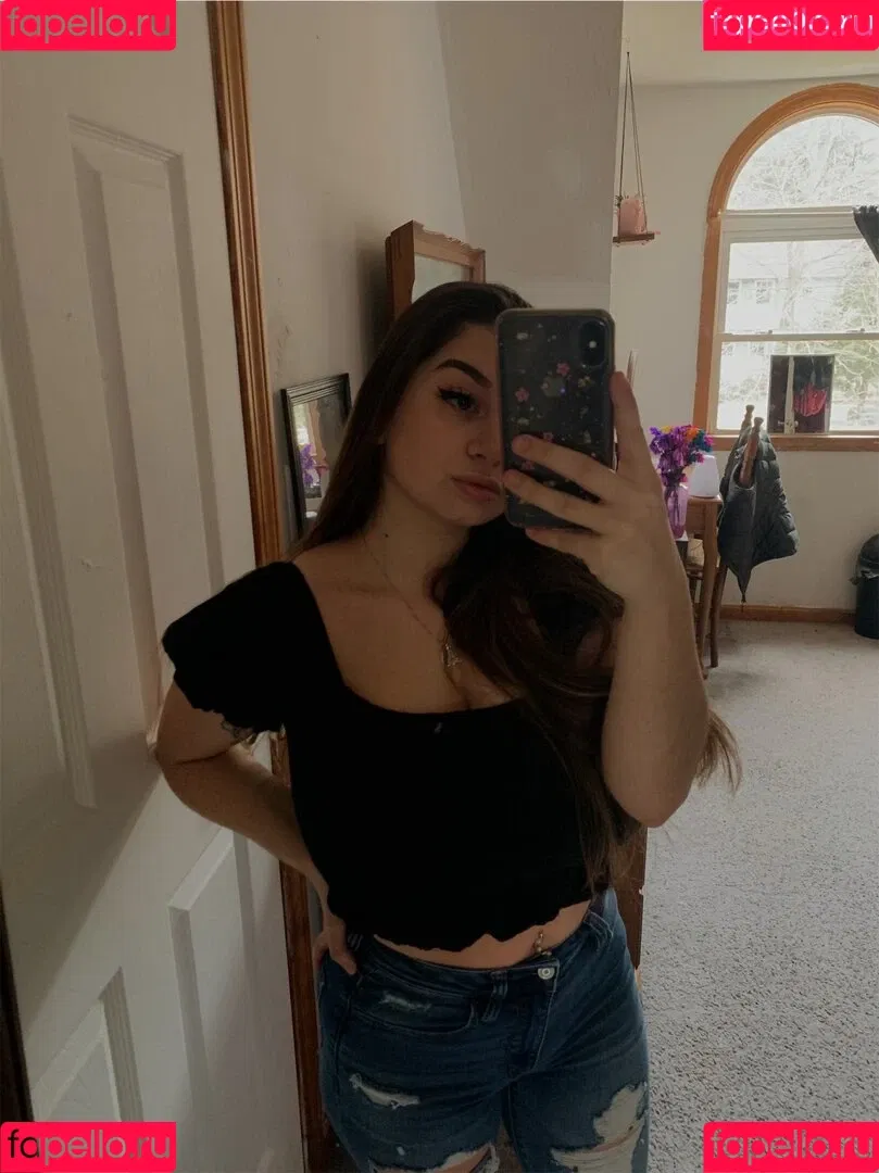 Lauren Risotti Onlyfans Photo Gallery 