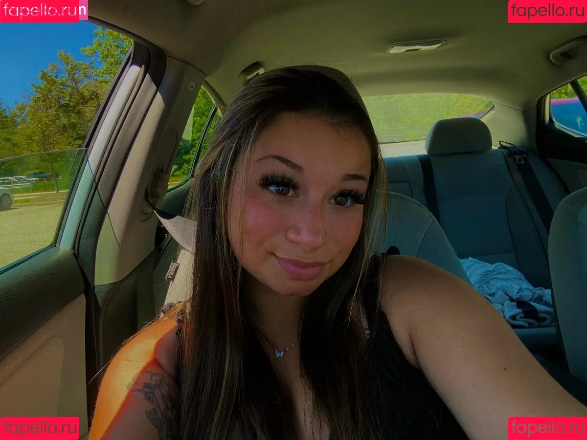 Lauren Risotti Onlyfans Photo Gallery 